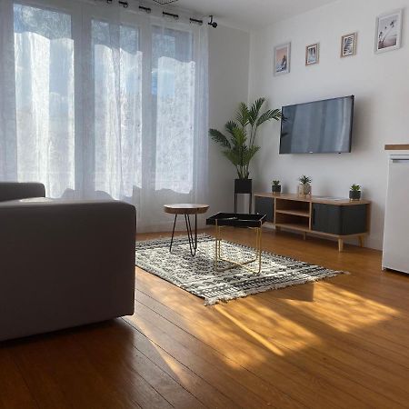 Les Rives Saint Symphorien, Appartements Meubles Longeville-les-Metz エクステリア 写真