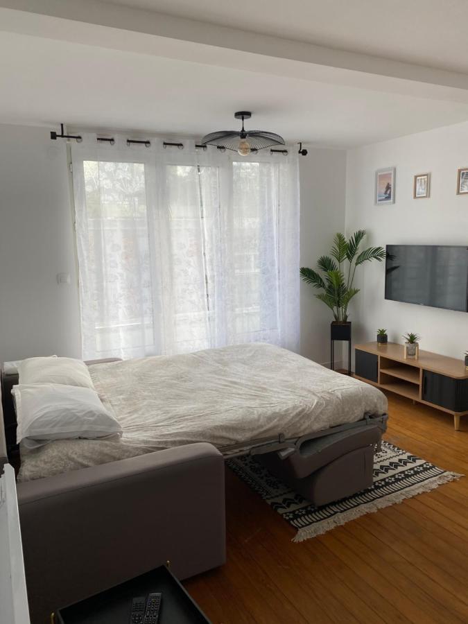 Les Rives Saint Symphorien, Appartements Meubles Longeville-les-Metz エクステリア 写真